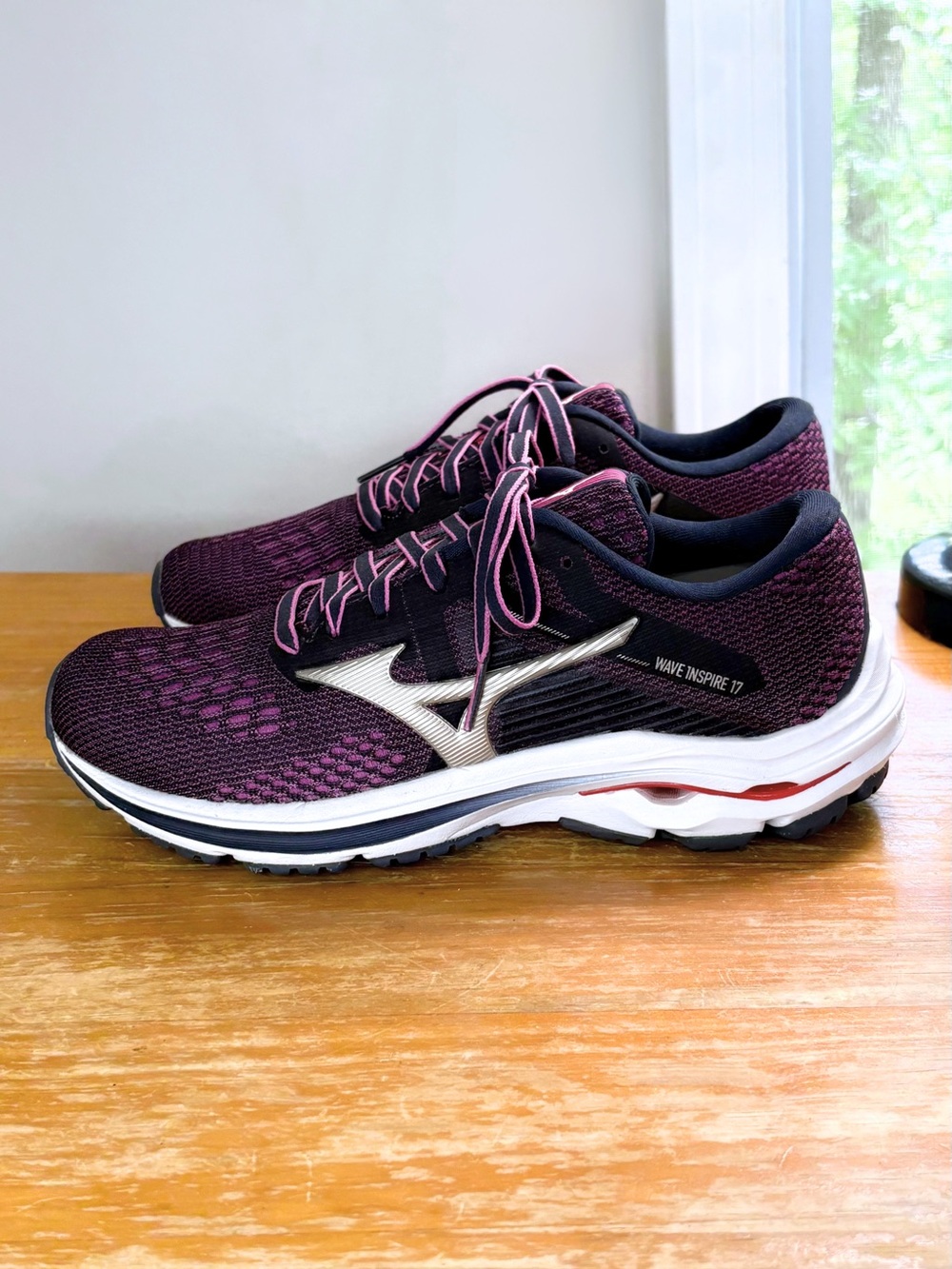 Mizuno Wave Inspire 17 Women’s Running Shoes - Picture 2 of 15